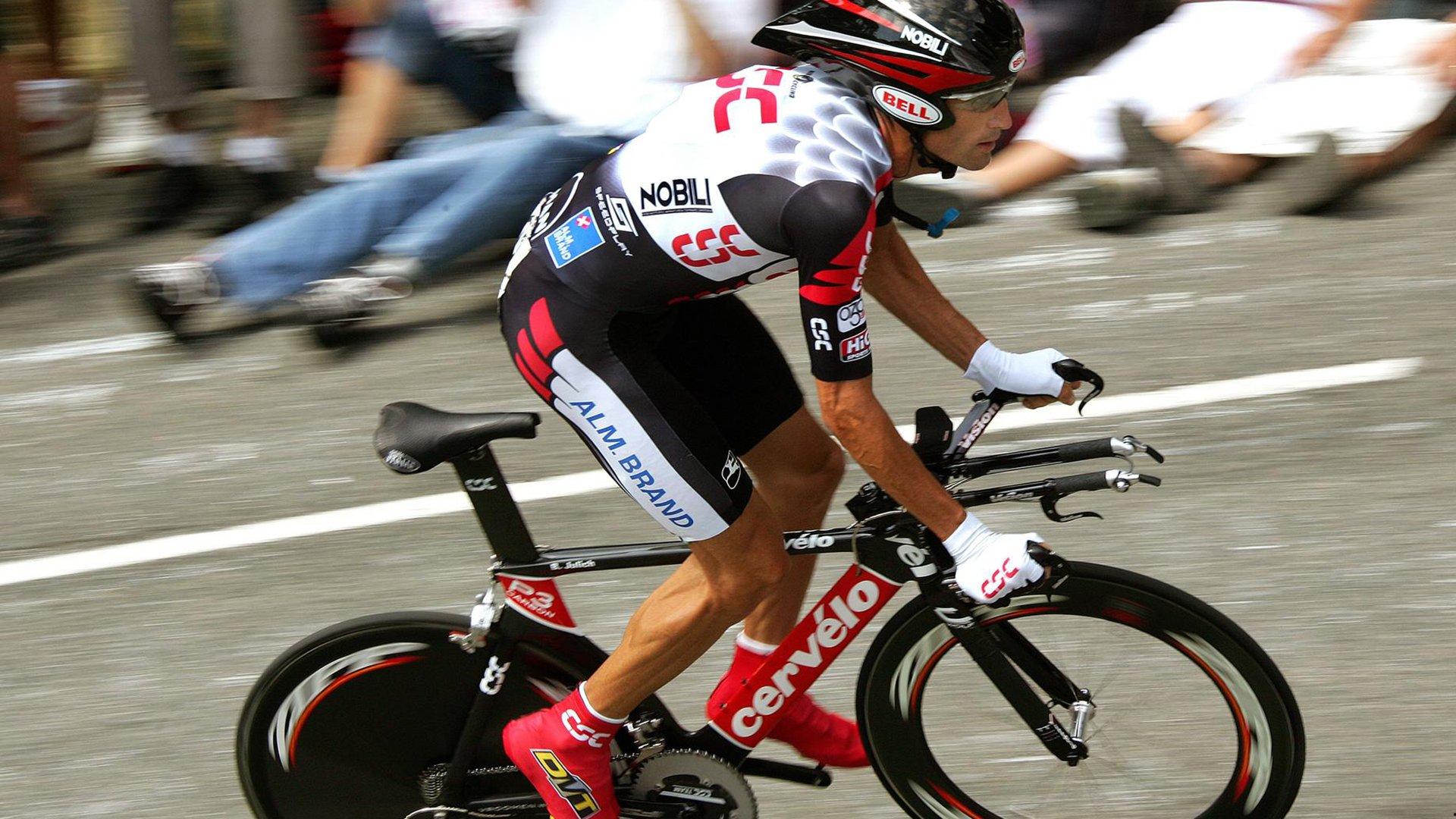 中国皮划艇队亚锦赛斩获三金 新生代选手展现强劲实力