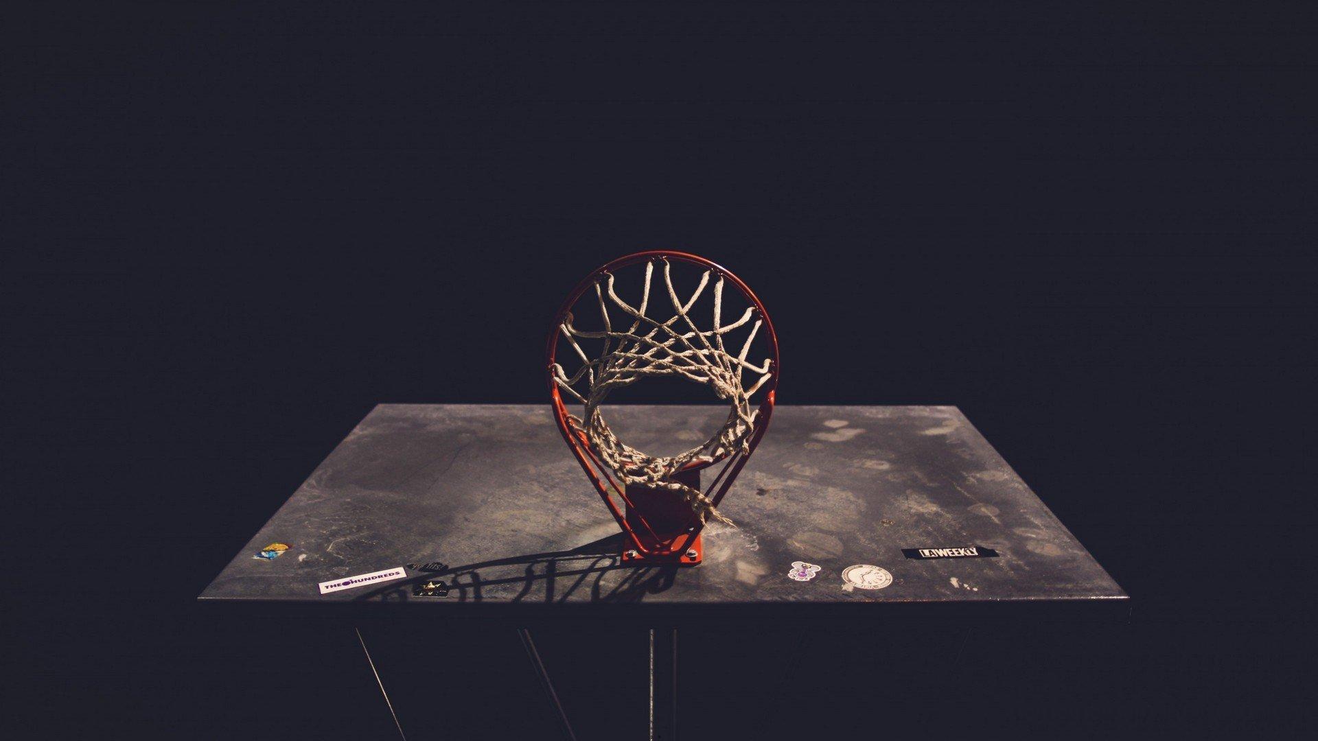 库里狂飙12记三分球，勇士主场大胜湖人【壹号娱乐网页版】