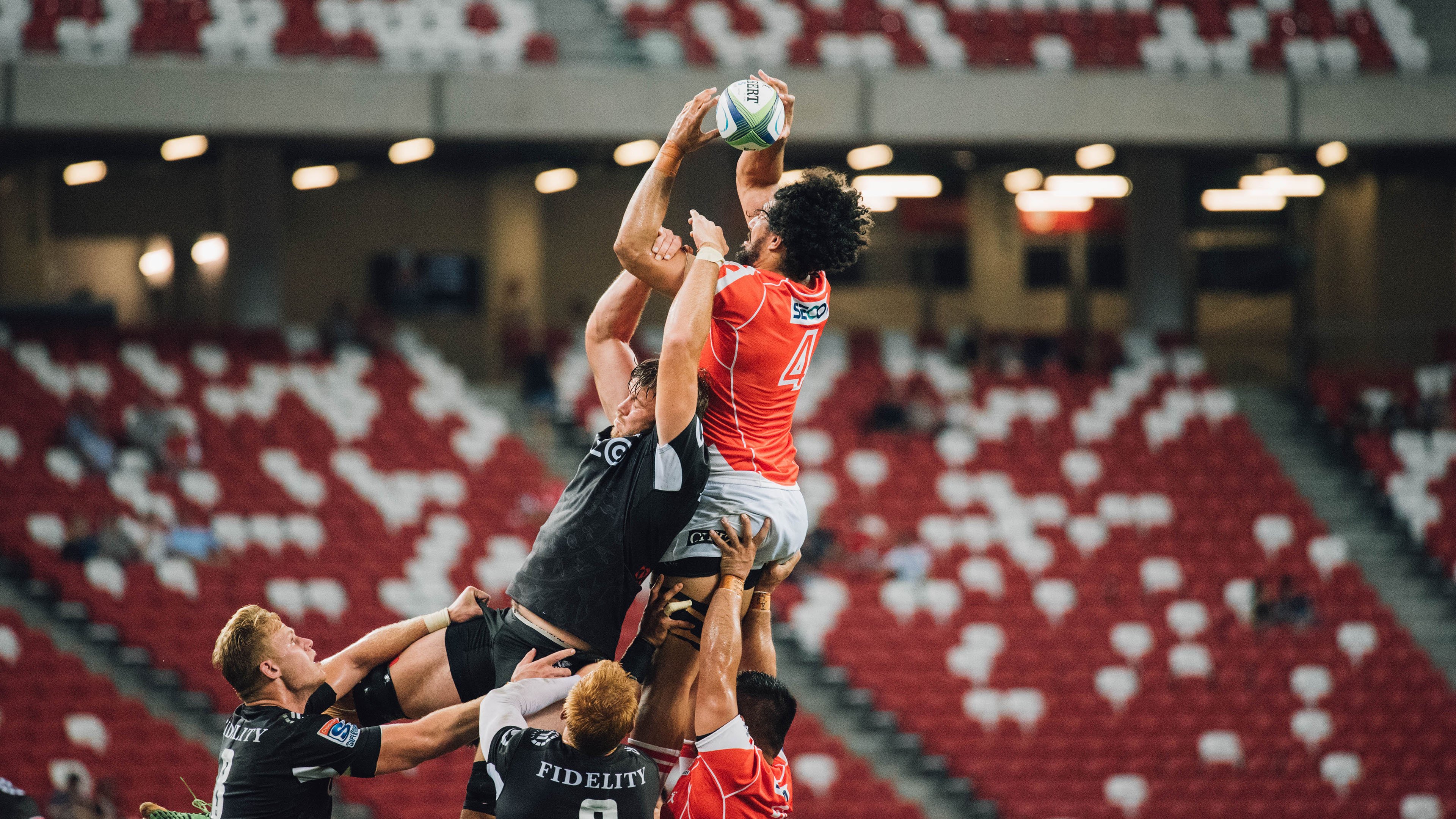 中超联赛第15轮，上海海港3-1逆转山东泰山，武磊梅开二度领跑射手榜_壹号娱乐